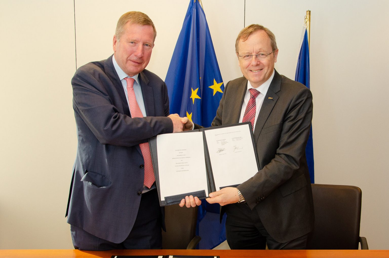 esa-and-eu-sign-contribution-agreement-on-horizon-2020-space-activities